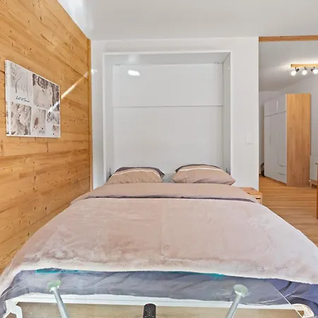 Retraite Alpine, Paisible Et Renove