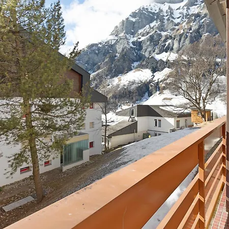 Retraite Alpine, Paisible Et Renove